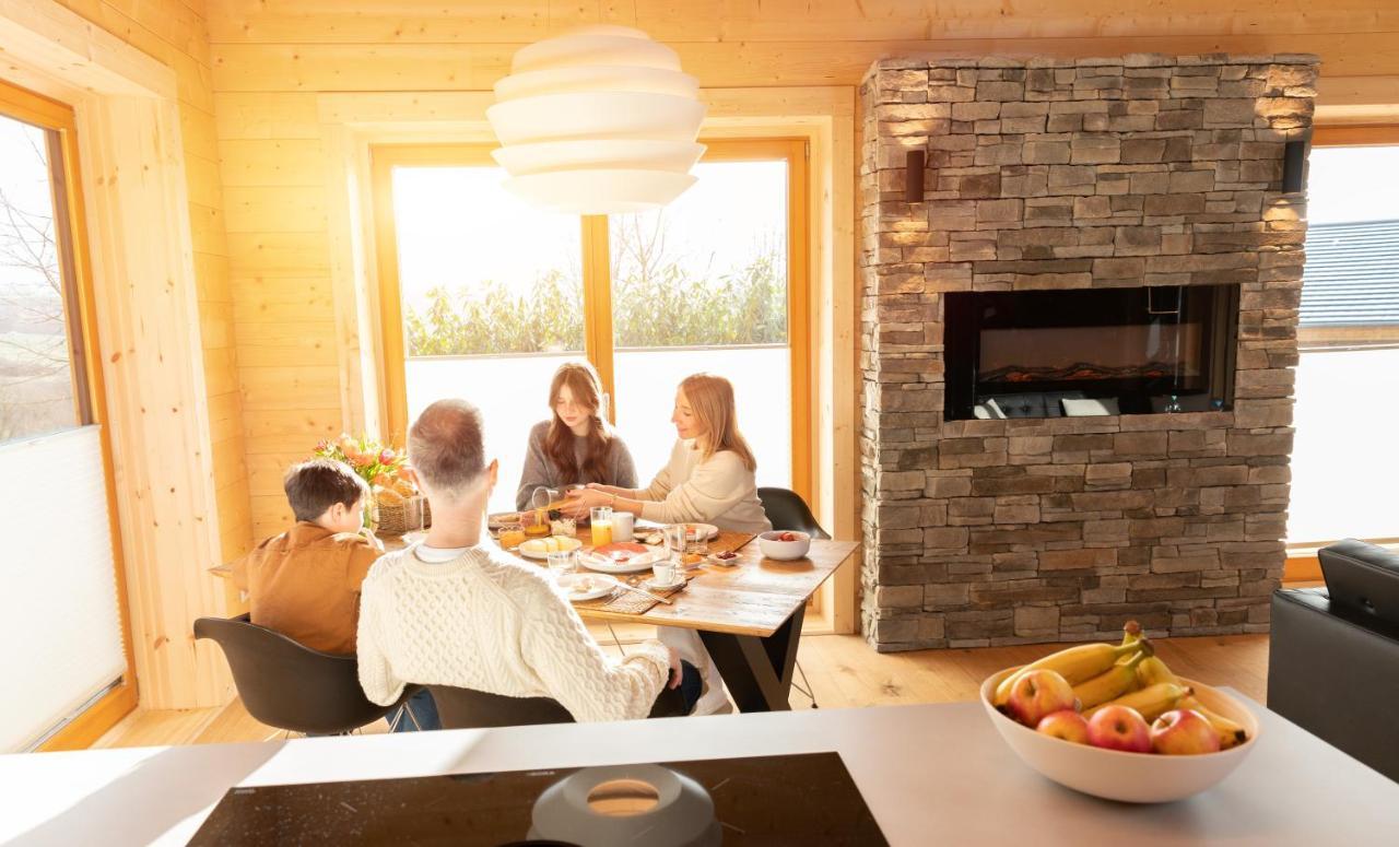 Netten Naturerlebnis Holz-Chalets Daun Esterno foto