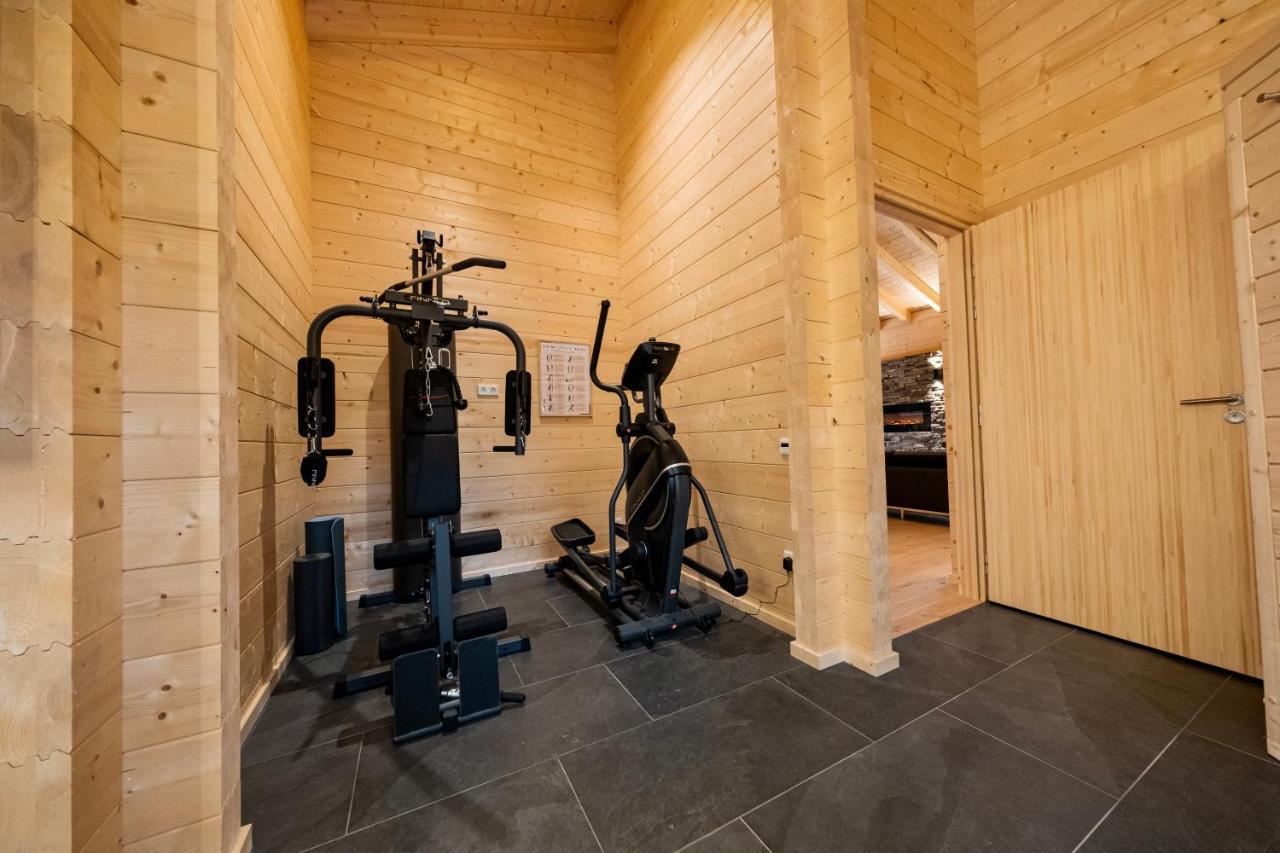 Netten Naturerlebnis Holz-Chalets Daun Esterno foto