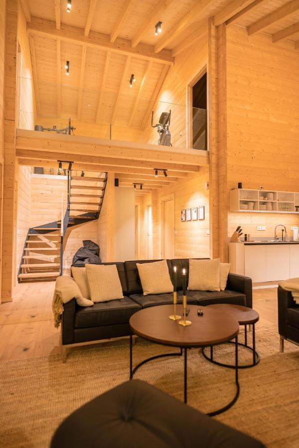 Netten Naturerlebnis Holz-Chalets Daun Esterno foto