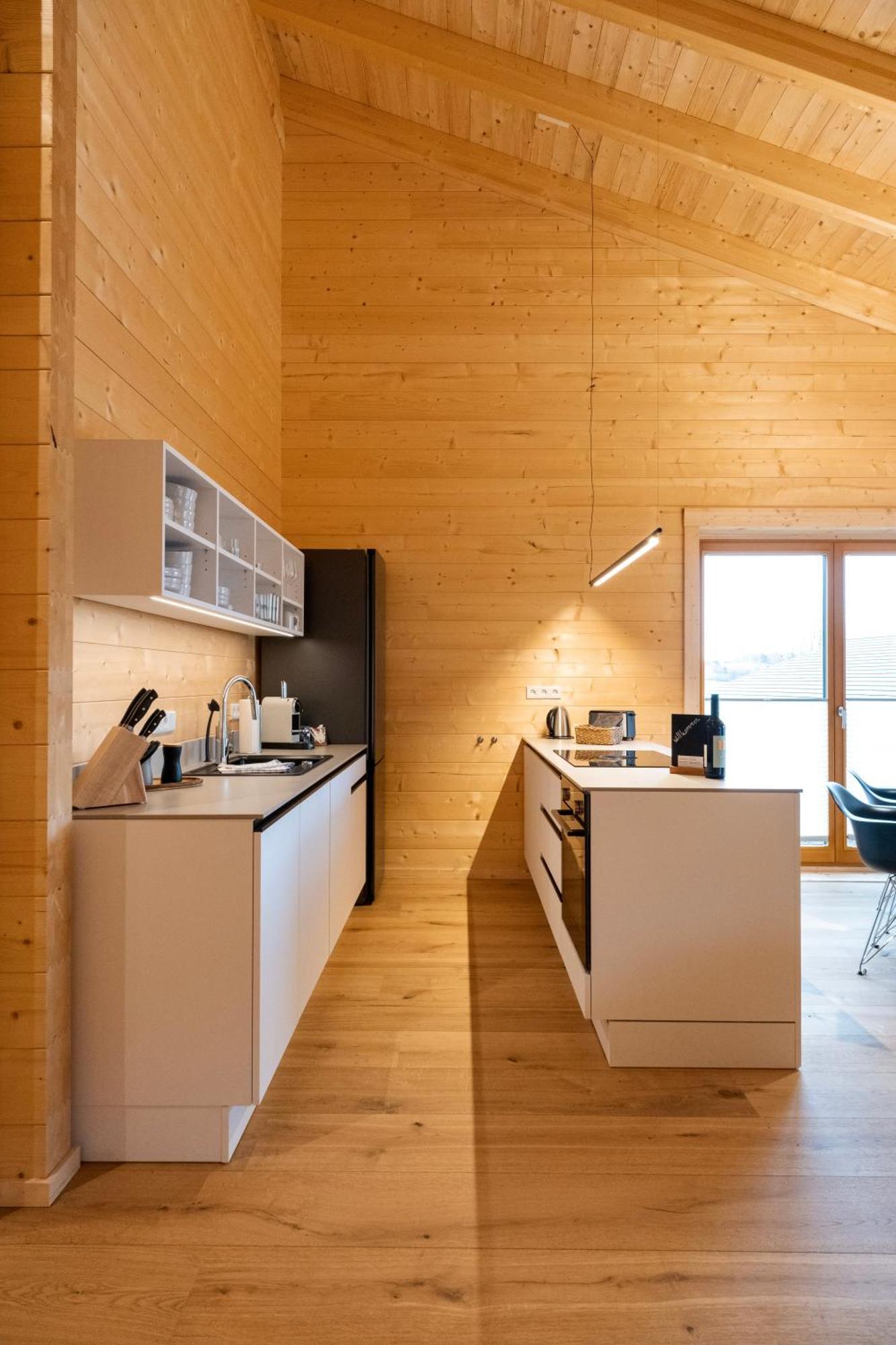 Netten Naturerlebnis Holz-Chalets Daun Esterno foto
